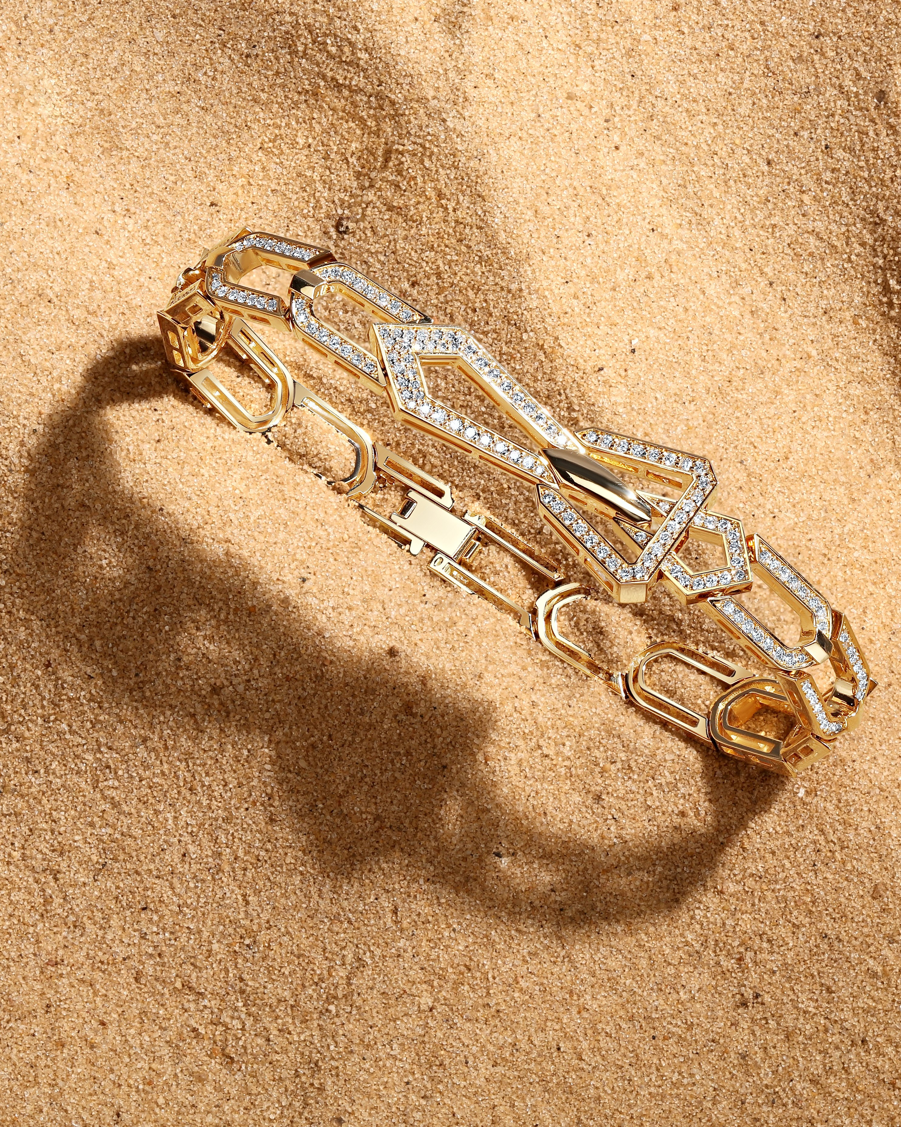 "ROCKET" DIAMOND BRACELET / 1.799 CTW
 18K Yellow Gold