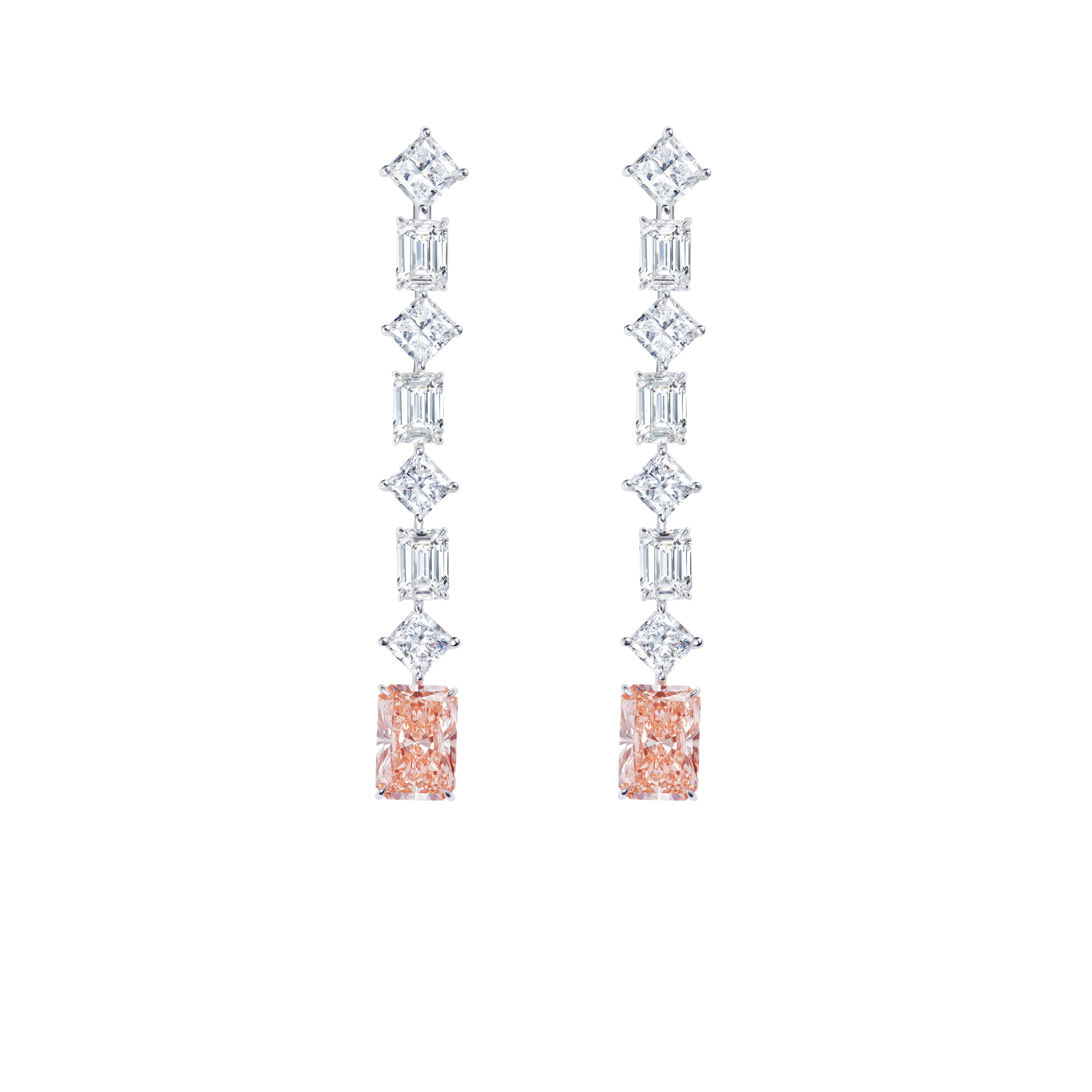 "PINK COMET" PINK DIAMOND EARRINGS / 18.04 CTW
18K White Gold
